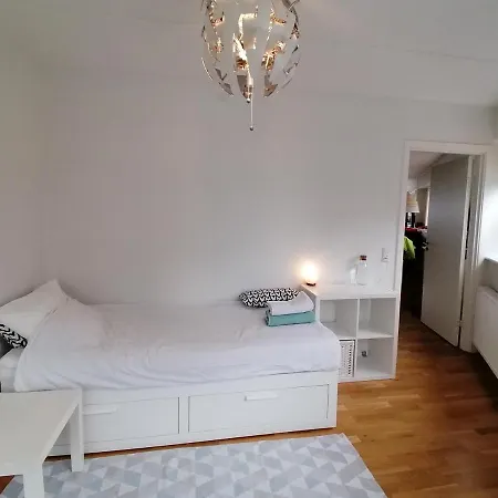 A In An At Lighthouse , O Accommodatie bij particulieren Århus